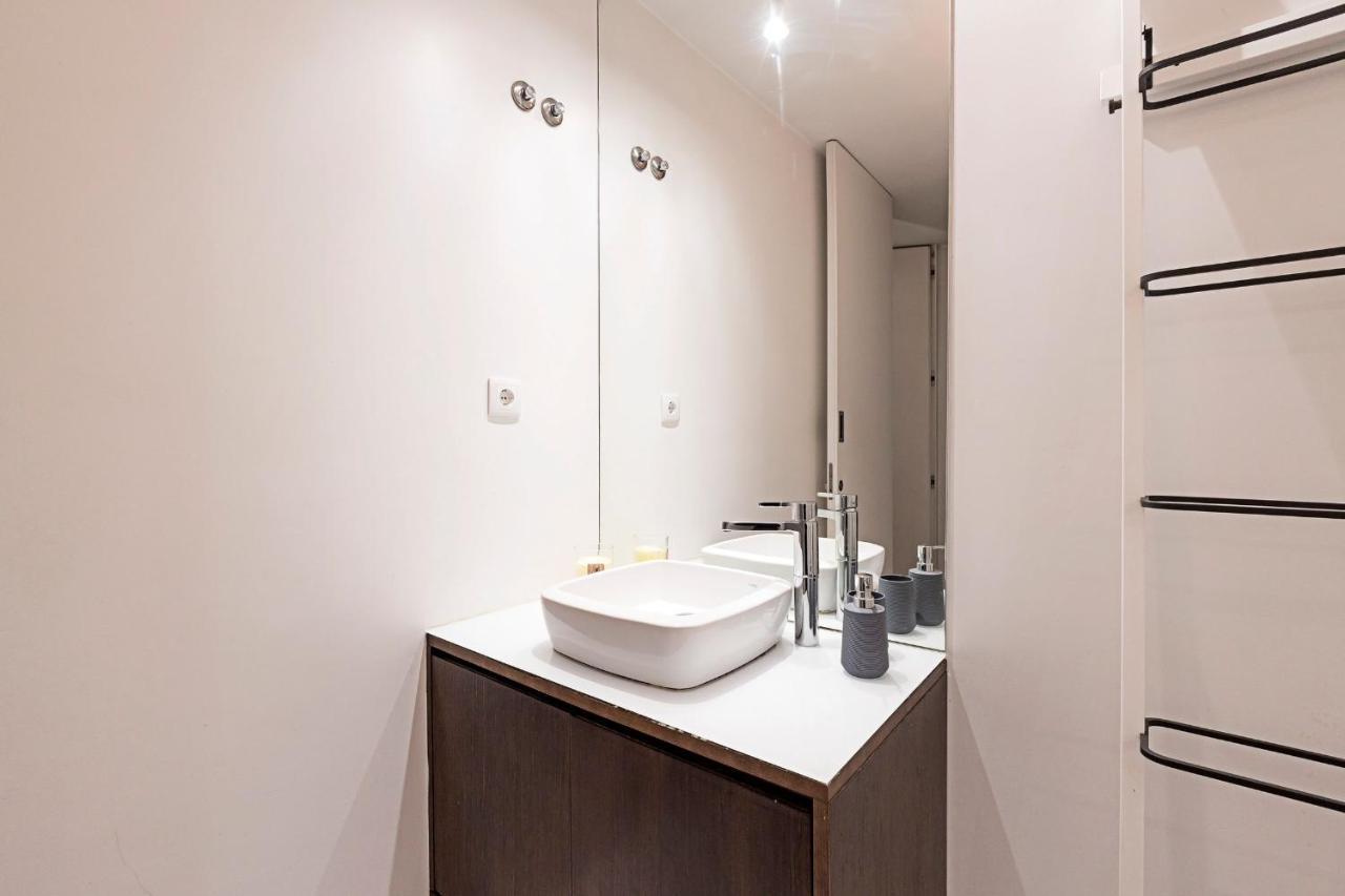 Rosario 75 By Lovelystay Porto Bagian luar foto